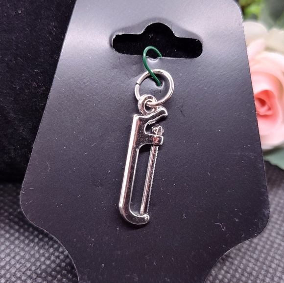 Hacksaw Craftsman plumbers Handyman Tool Charm Pendant - Picture 4 of 5